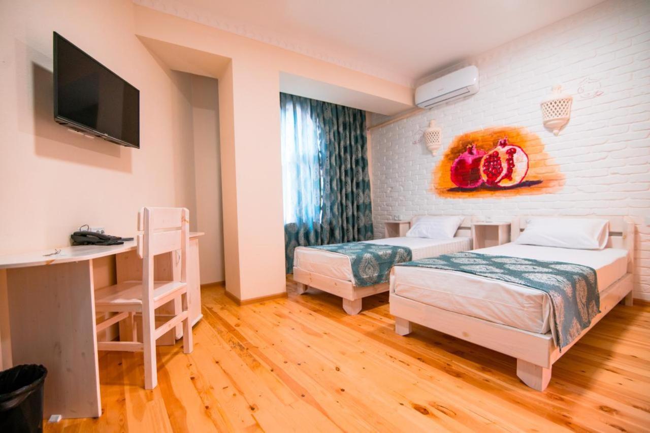 Anor Hotell Buchara Exteriör bild