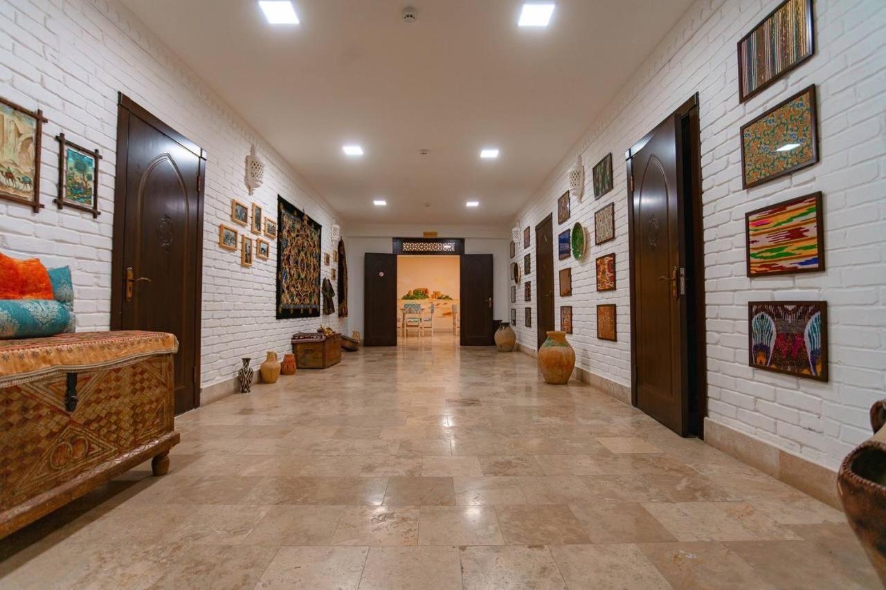 Anor Hotell Buchara Exteriör bild